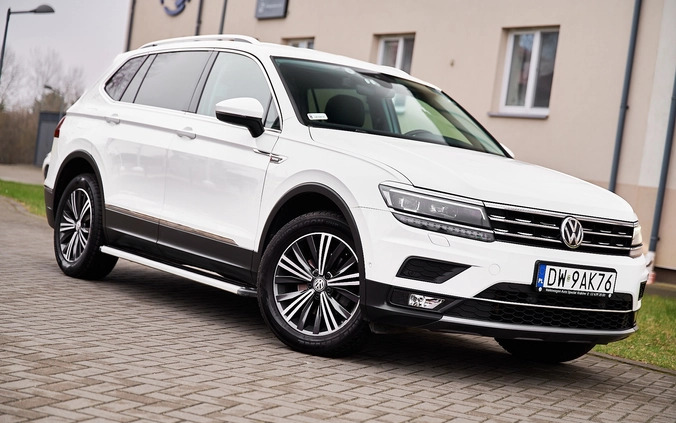 Volkswagen Tiguan Allspace cena 102900 przebieg: 197500, rok produkcji 2017 z Płock małe 704